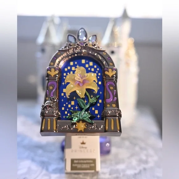 Rapunzel Bath & Body Works Disney Princess Wallflower Set - Picture 3 of 6